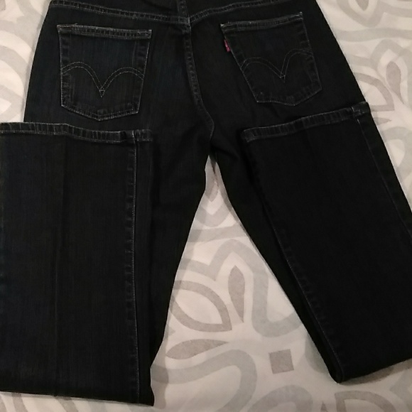 LEVI'S WOMEN SIZE 4 SHORT - Picture 8 of 8